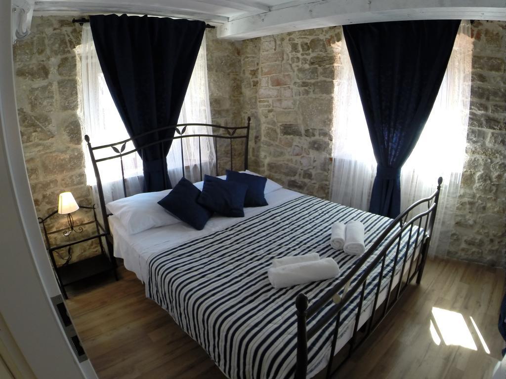 Porta Aurea Apartment Split Room photo